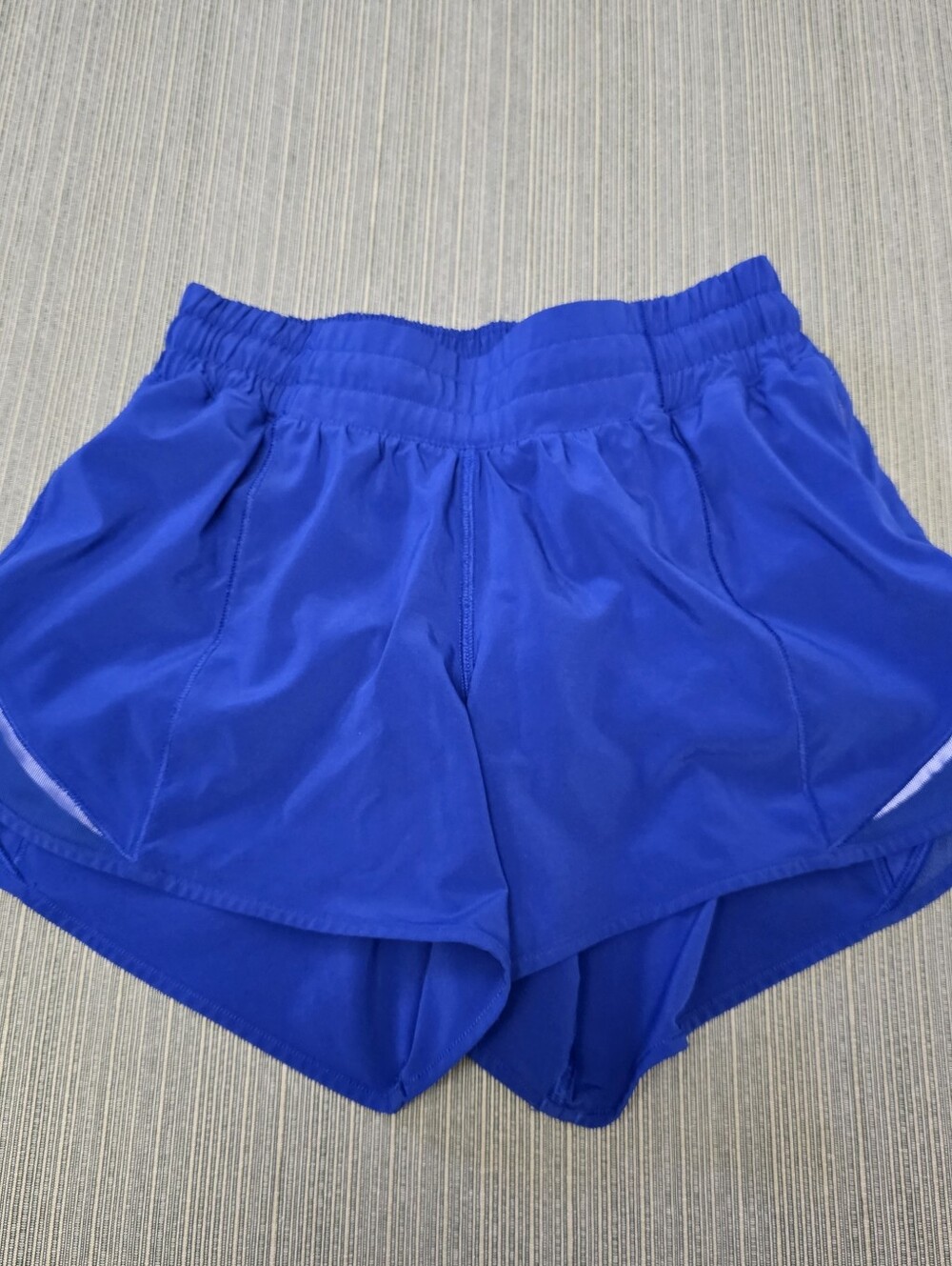 🍋 Bundle Of 3 Lululemon Shorts - Picture 8 of 10